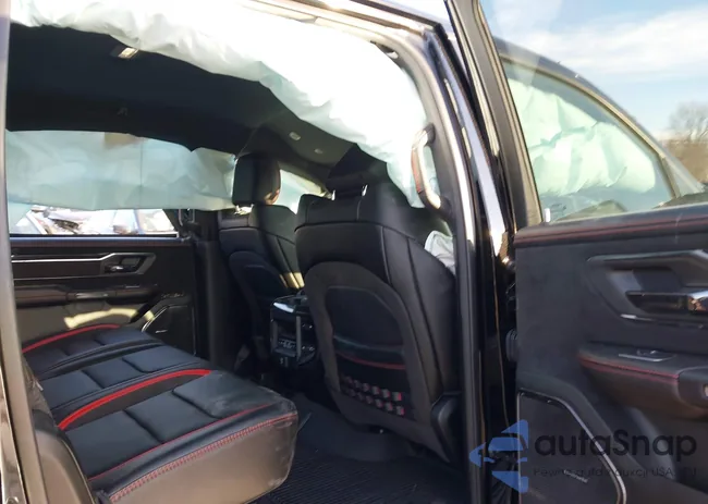 1C6SRFU9XMN764464: 44373379