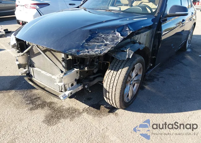 WBA8E3G53GNU01401: 44373410