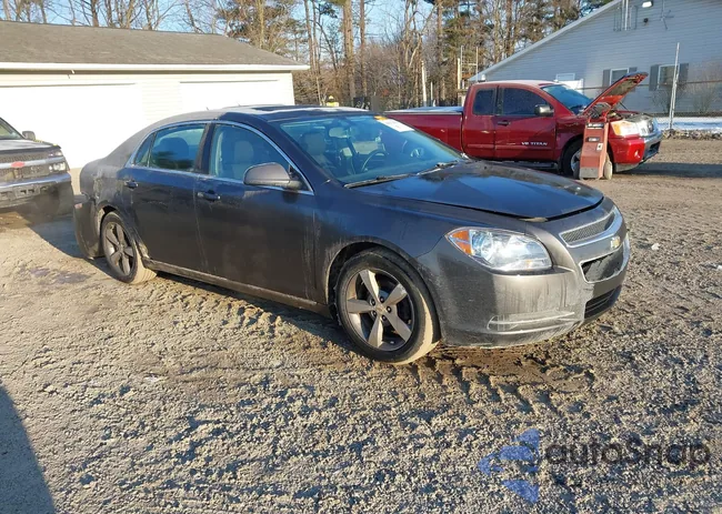 1G1ZC5E11BF143075: 44373470