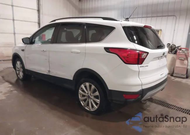 1FMCU9HD1KUA73639: 44372513