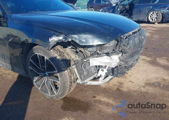 WBA13AR03MCF39138: 44372522