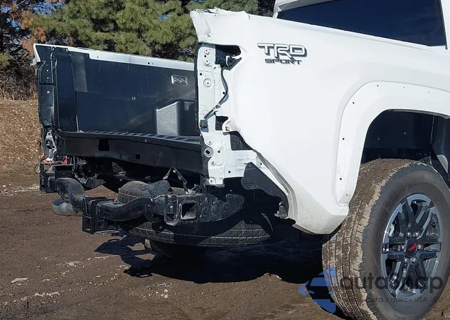 3TYLE5JN2ST078662: 44372537