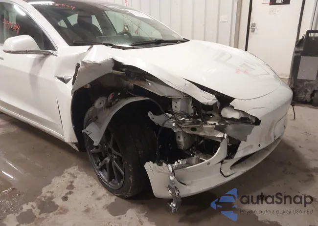 5YJ3E1EA2KF483002: 44372544