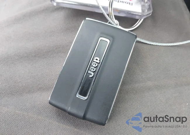 1C4RJHAG6SC325090: 44372642