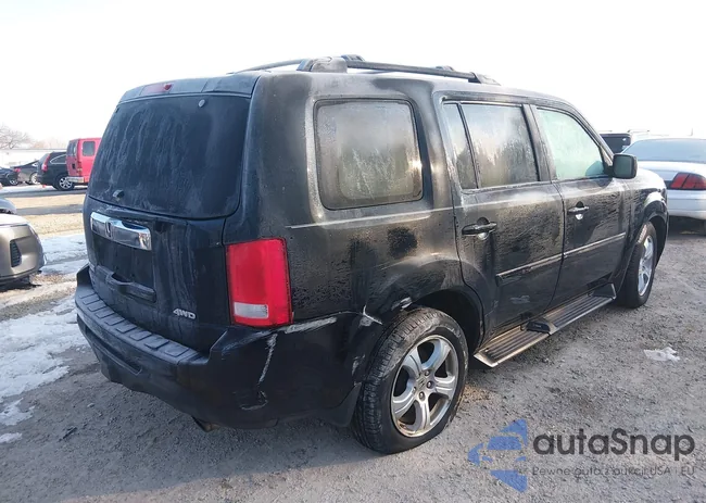 5FNYF4H59CB069140: 44372710