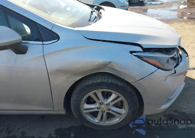 1G1BE5SM4J7245960: 44372795