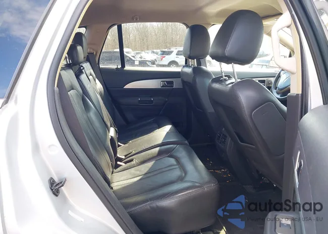 2LMDJ8JK5EBL19929: 44372822