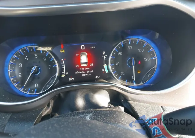 2C4RC1GG0JR320854: 44373929