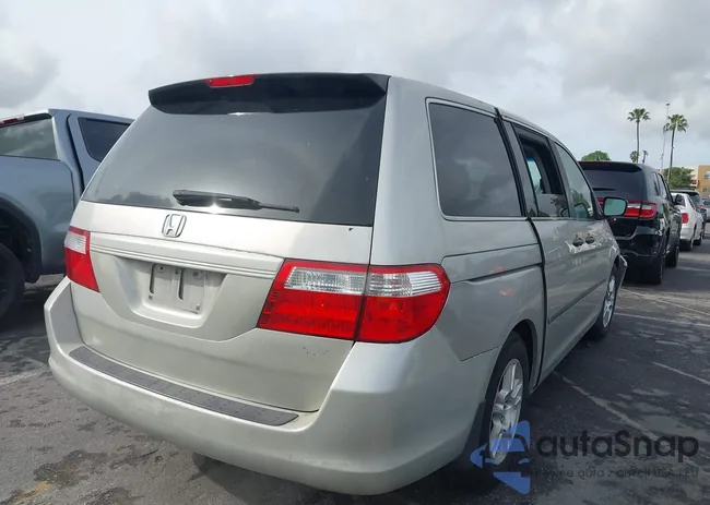 5FNRL38215B033006: 44374107