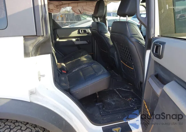 1FMEE5DP8NLB51133: 44374108