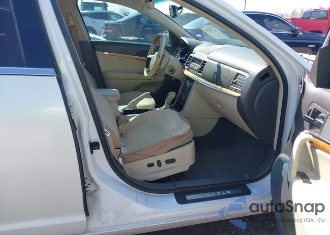 3LNHL2GCXBR759615: 44374193