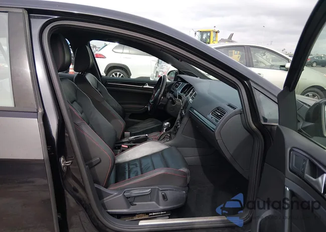 3VW4T7AUXFM016020: 44374338