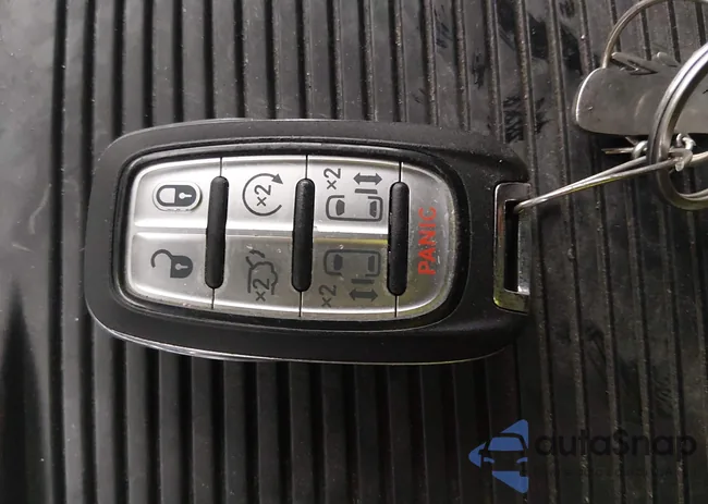 2C4RC1S72RR126992: 44374375