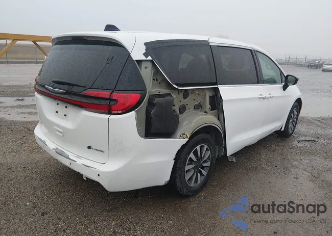 2C4RC1S72RR126992: 44374375