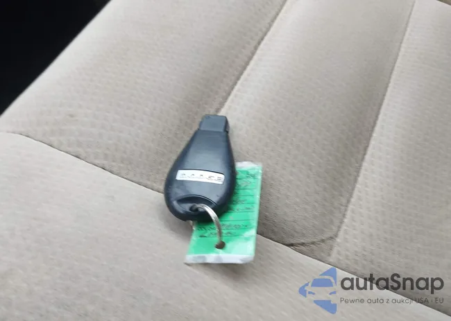 2C4RDGBG6GR257579: 44374430