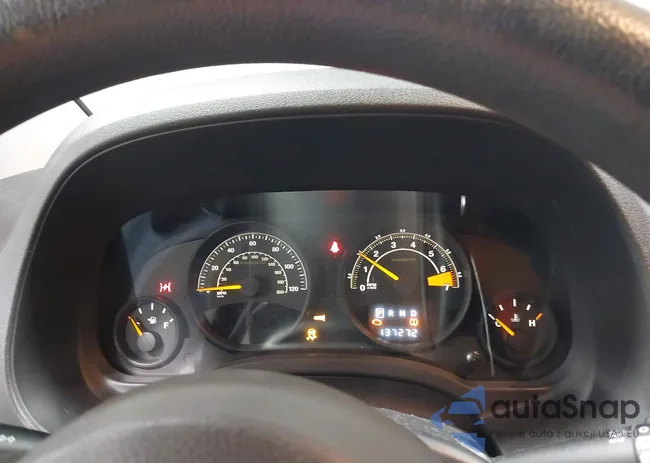 1C4NJDBB7ED720274: 44373565