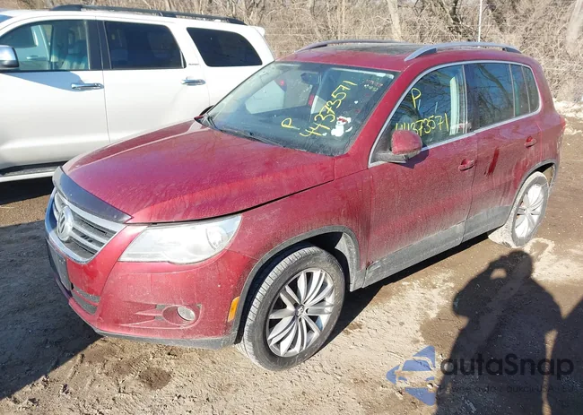 WVGAV7AX5BW000923: 44373571