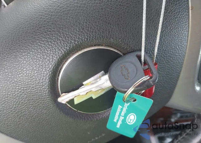 1GNSCKE06DR102626: 44373657