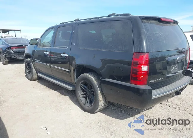 1GNSCKE06DR102626: 44373657