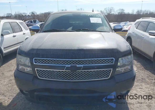 1GNSCKE06DR102626: 44373657