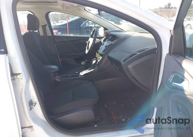 1FADP3K25FL338049: 44373709