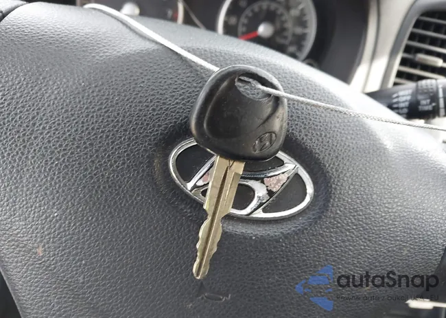 KMHCM36C47U024482: 44373844