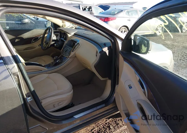 1G4GC5GD5BF140875: 44373902