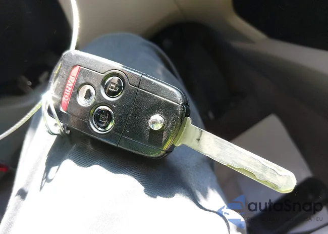 JH4CU2F64AC007640: 44373912