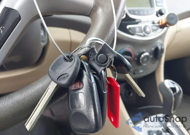 KMHCU4AEXDU306958: 44375162