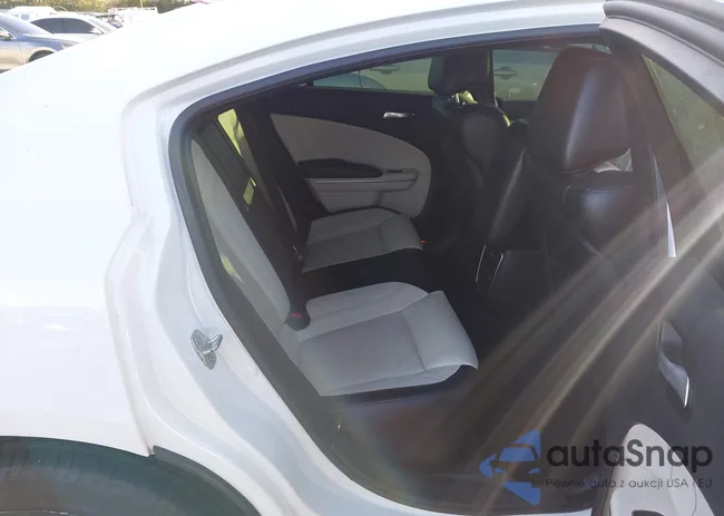 2C3CDXCT9FH848130: 44375184