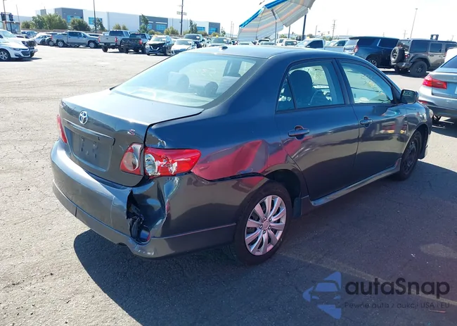 1NXBU40E49Z085751: 44375335