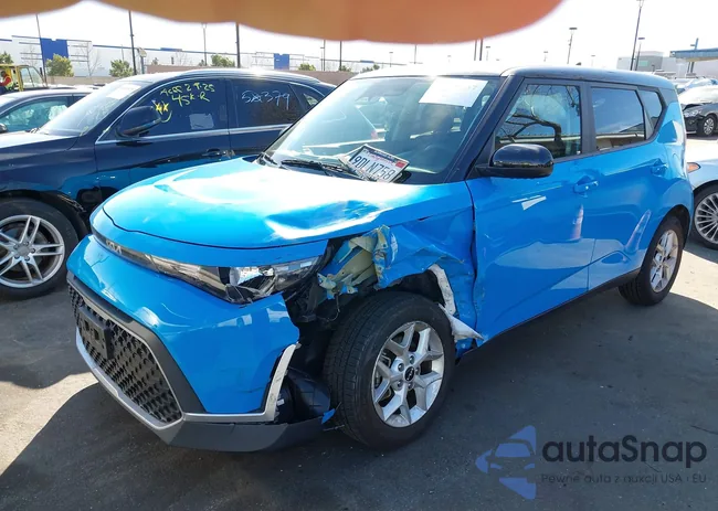 KNDJ23AU5P7194883: 44375337