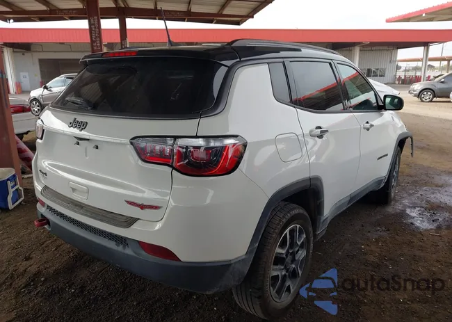 3C4NJDDB6KT799889: 44375341