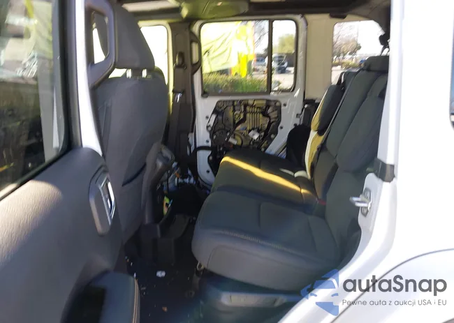 1C4RJXP67SW557415: 44375370