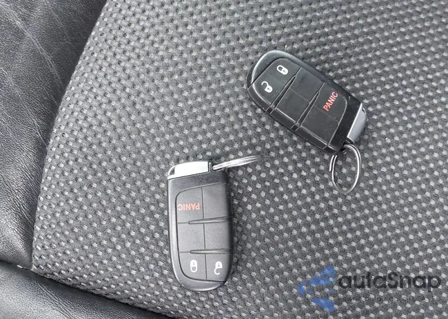 3C4PDDGG7HT512995: 44375500