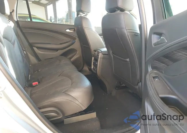 LRBFX2SA2KD007632: 44374523