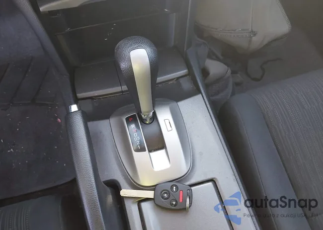 1HGCP2F44BA023438: 44374630