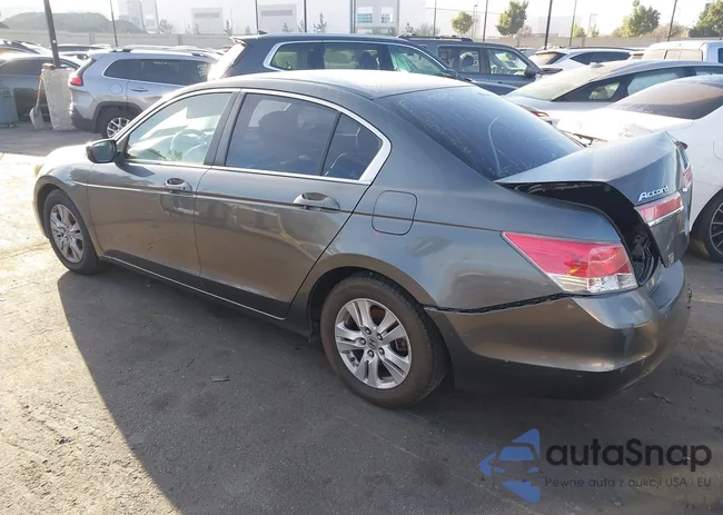 1HGCP2F44BA023438: 44374630