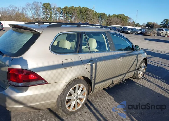 3VWPP7AJ5DM691486: 44374635