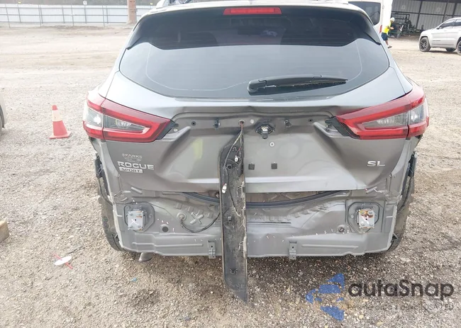 JN1BJ1CV1MW567634: 44374668