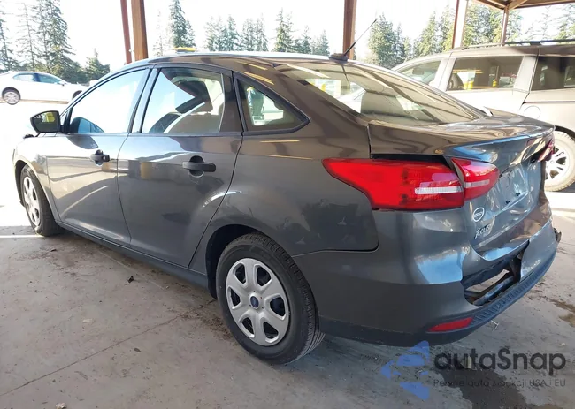 1FADP3E20JL330073: 44374675