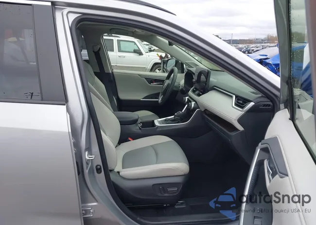 JTMD6RFV1RD117227: 44374677