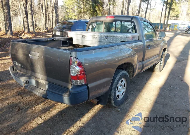 5TFNX4CN6BX001163: 44374759