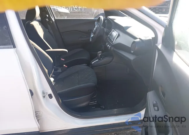 3N1CP5CU8JL543270: 44376069