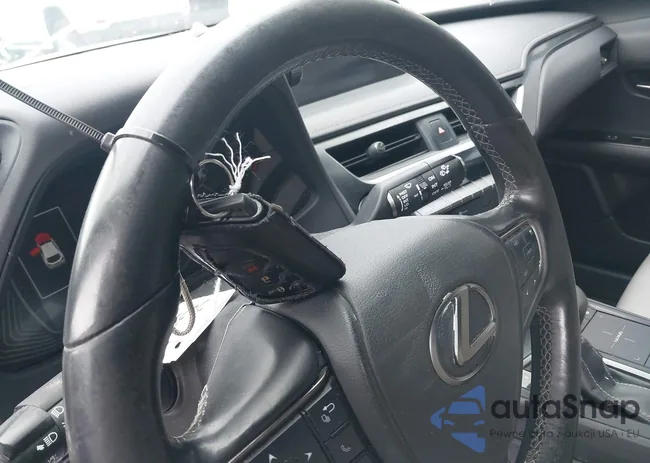 JTHY3JBH8K2014561: 44376131