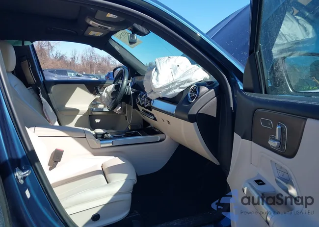 W1N4M4HB3MW124634: 44376164