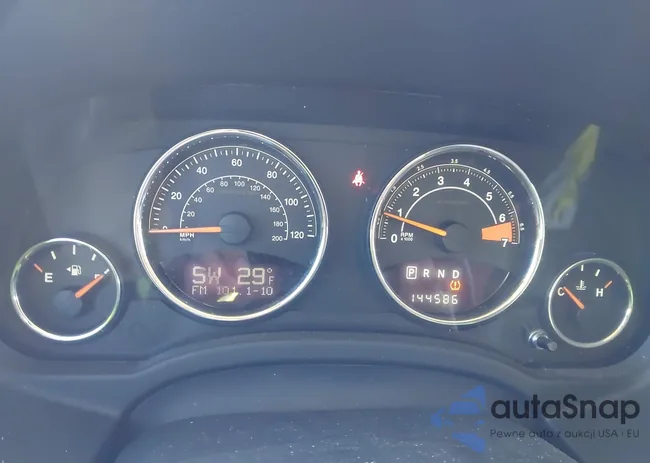 1C4NJRCB0ED634591: 44376243