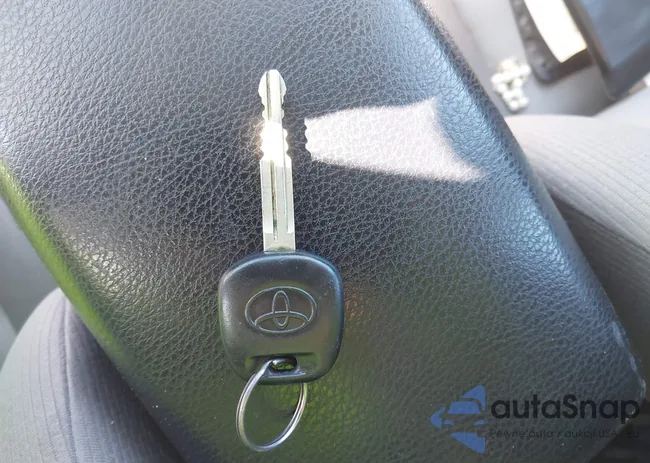 2T1BURHEXEC182191: 44376305