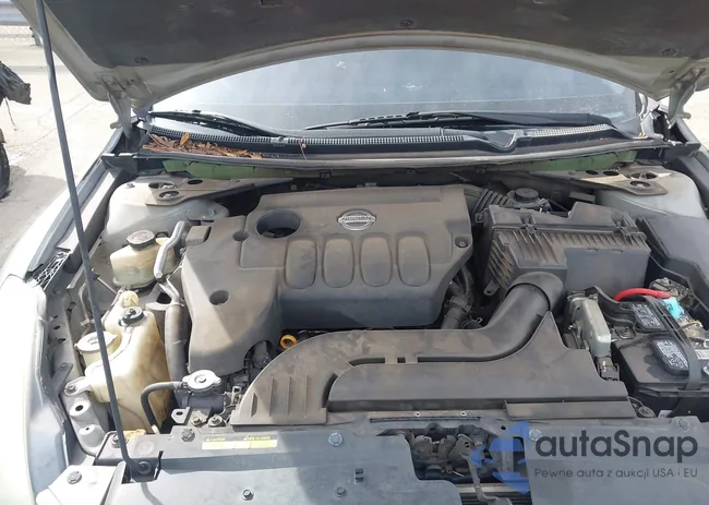 1N4AL21E88C129735: 44376398