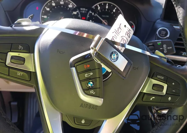 5UXTR9C58KLR04404: 44376403